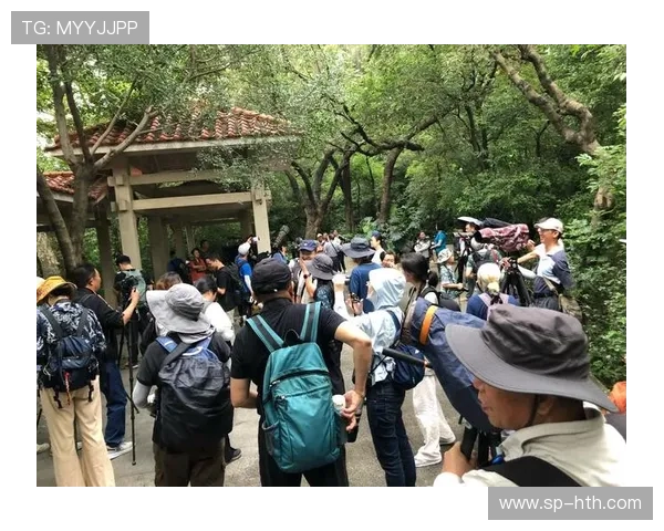 越秀山体育场保留经典配色，改造中传承人文历史